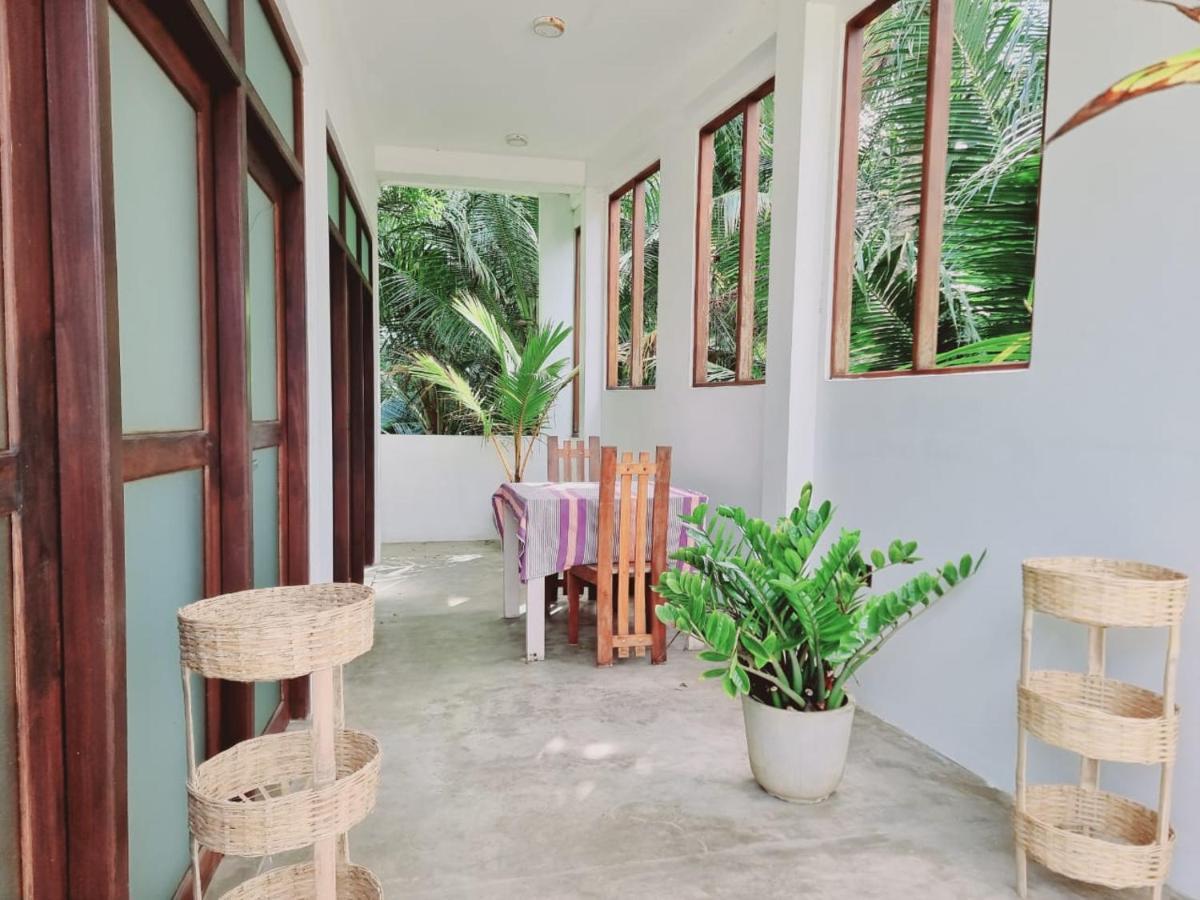 Sandil Surf House Ahangama Exterior foto